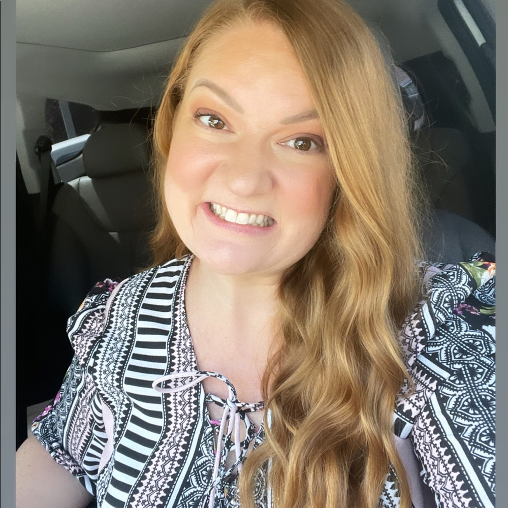 Meet your Posher, Jennifer